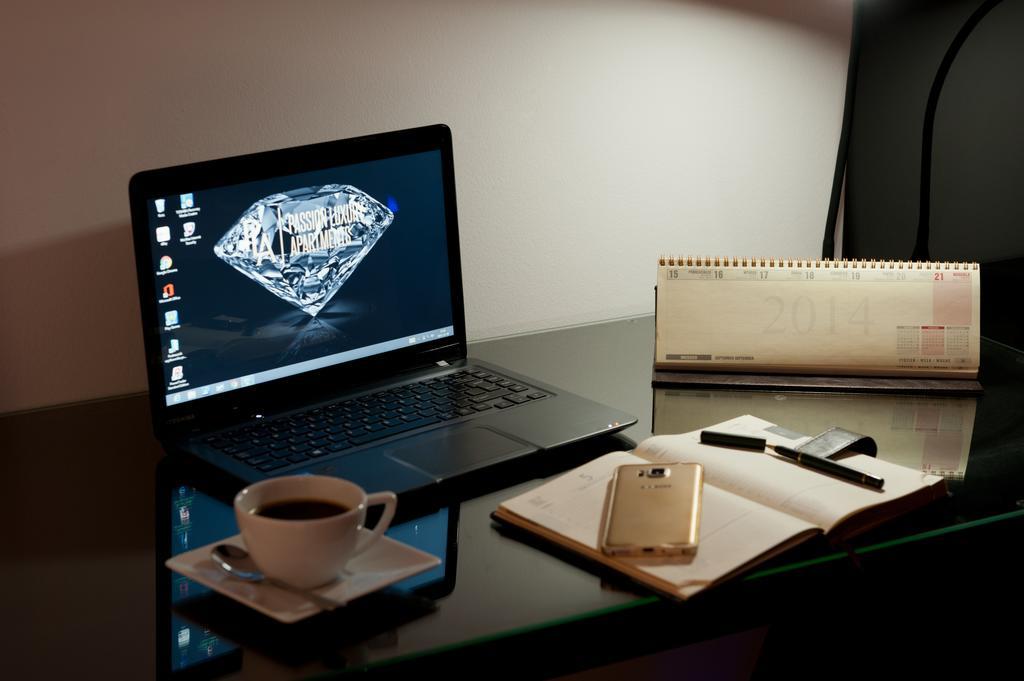 Diamonds Апартаменти